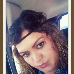 Meet your Posher, Kenia